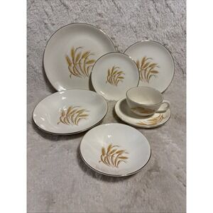 Vtg 7 Pieces Golden Wheat Homer Laughlin 22 K Gold Dishes Place Settings
